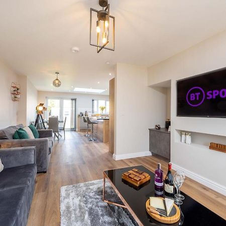 The Oaklands - Luxury Spacious 6-Bed, Near Solihull, Birmingham City, Jlr, Nec, Airport, Resorts World, Hs2 エクステリア 写真
