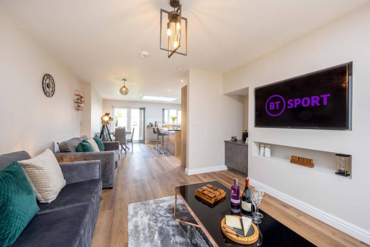 The Oaklands - Luxury Spacious 6-Bed, Near Solihull, Birmingham City, Jlr, Nec, Airport, Resorts World, Hs2 エクステリア 写真