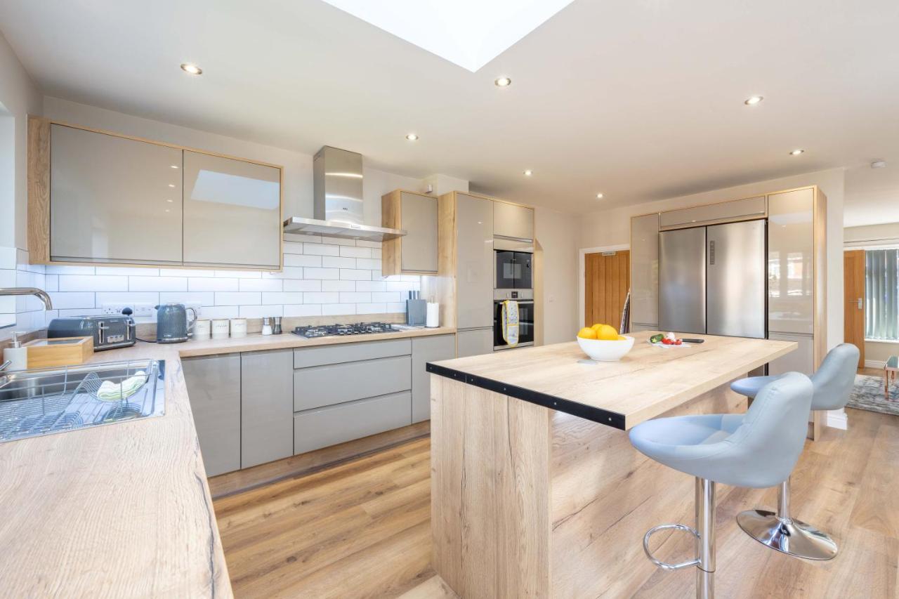 The Oaklands - Luxury Spacious 6-Bed, Near Solihull, Birmingham City, Jlr, Nec, Airport, Resorts World, Hs2 エクステリア 写真