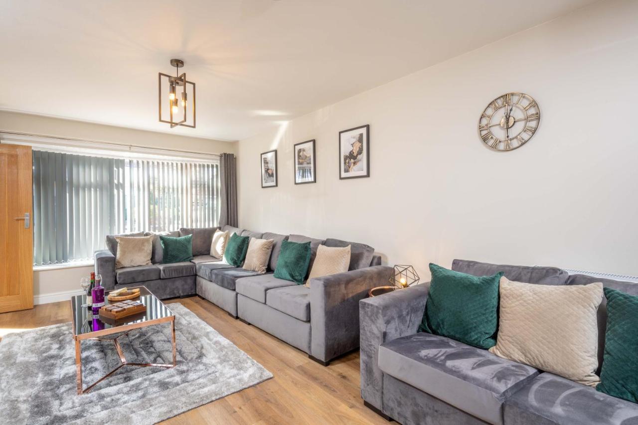 The Oaklands - Luxury Spacious 6-Bed, Near Solihull, Birmingham City, Jlr, Nec, Airport, Resorts World, Hs2 エクステリア 写真
