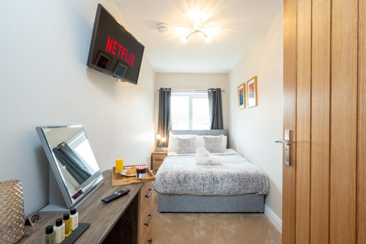 The Oaklands - Luxury Spacious 6-Bed, Near Solihull, Birmingham City, Jlr, Nec, Airport, Resorts World, Hs2 エクステリア 写真