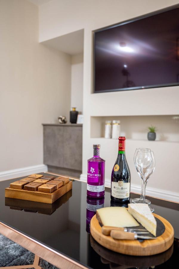 The Oaklands - Luxury Spacious 6-Bed, Near Solihull, Birmingham City, Jlr, Nec, Airport, Resorts World, Hs2 エクステリア 写真