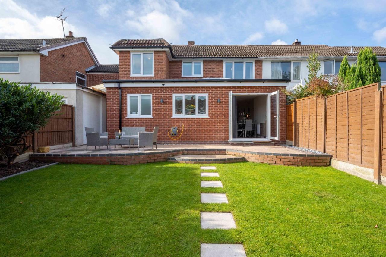 The Oaklands - Luxury Spacious 6-Bed, Near Solihull, Birmingham City, Jlr, Nec, Airport, Resorts World, Hs2 エクステリア 写真